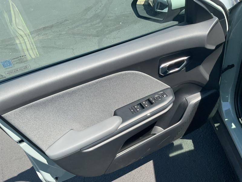 new 2025 Kia K4 car, priced at $25,564