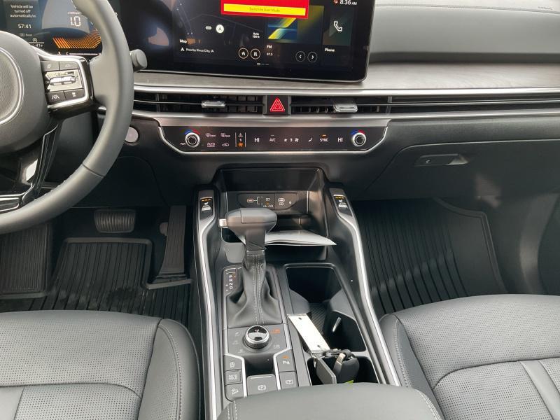 new 2025 Kia Sorento car, priced at $43,459