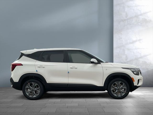new 2025 Kia Seltos car, priced at $27,444