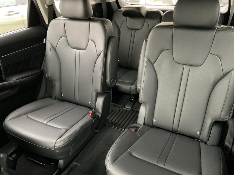 new 2026 Kia Sorento car, priced at $47,499