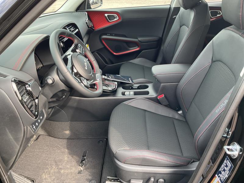 new 2025 Kia Soul car, priced at $28,004