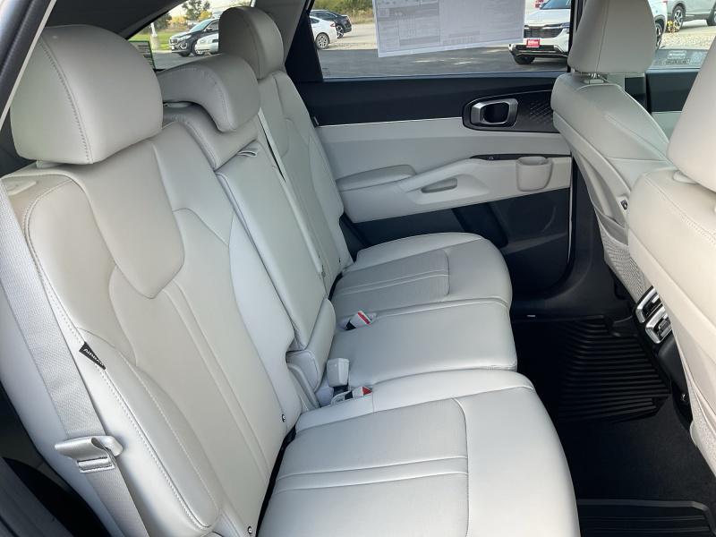 new 2026 Kia Sorento car, priced at $43,394