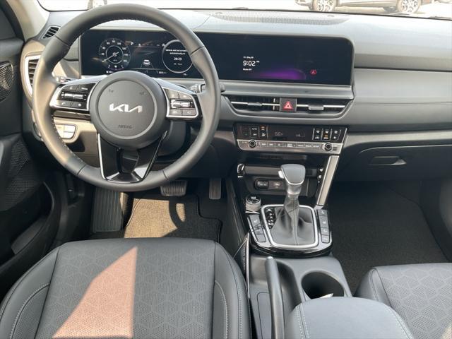 new 2025 Kia Seltos car, priced at $31,944
