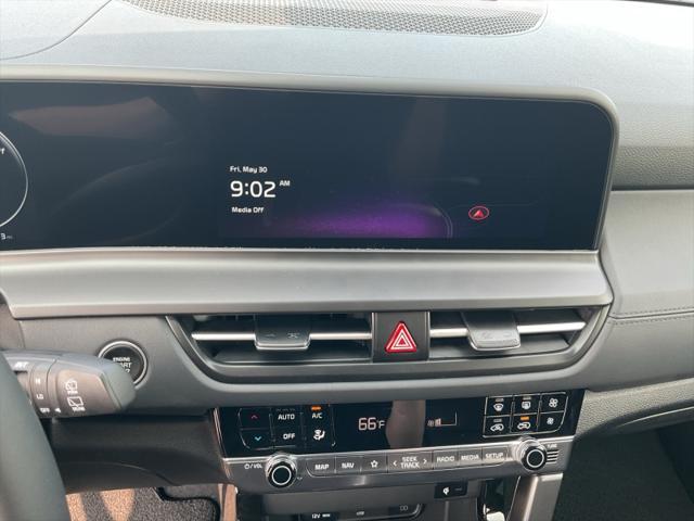 new 2025 Kia Seltos car, priced at $31,944