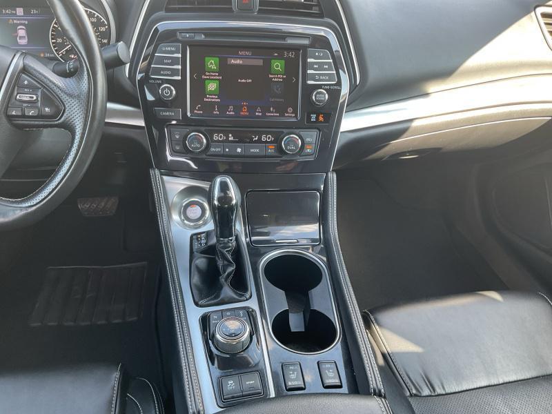 used 2023 Nissan Maxima car, priced at $28,995