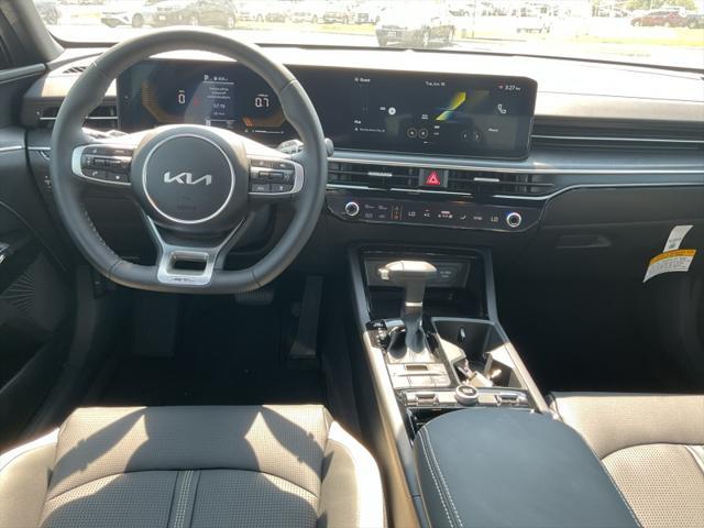 new 2025 Kia K5 car, priced at $31,549