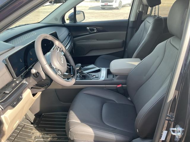 new 2025 Kia Carnival car, priced at $41,194