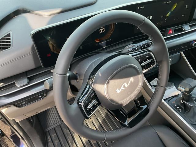 new 2025 Kia Carnival car, priced at $41,194
