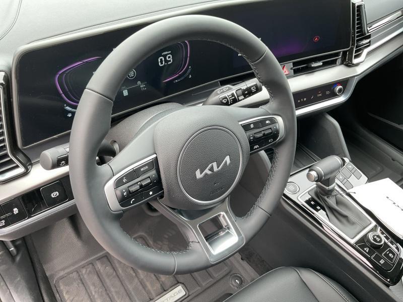 new 2025 Kia Sportage car, priced at $34,674