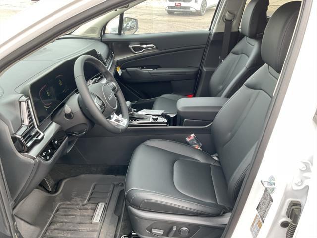 new 2025 Kia Sportage car, priced at $35,174