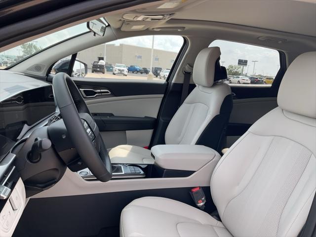 new 2026 Kia Sportage car, priced at $35,284