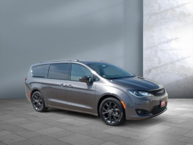 used 2020 Chrysler Pacifica car, priced at $21,995