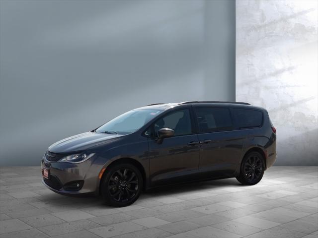 used 2020 Chrysler Pacifica car, priced at $21,995