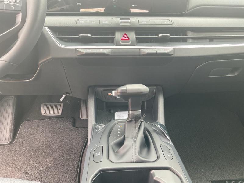 new 2025 Kia K4 car, priced at $26,424