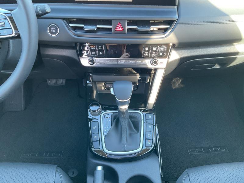 new 2026 Kia Seltos car, priced at $31,434