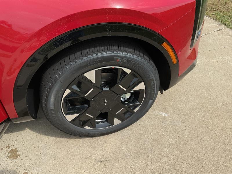 new 2026 Kia Sportage car, priced at $40,529