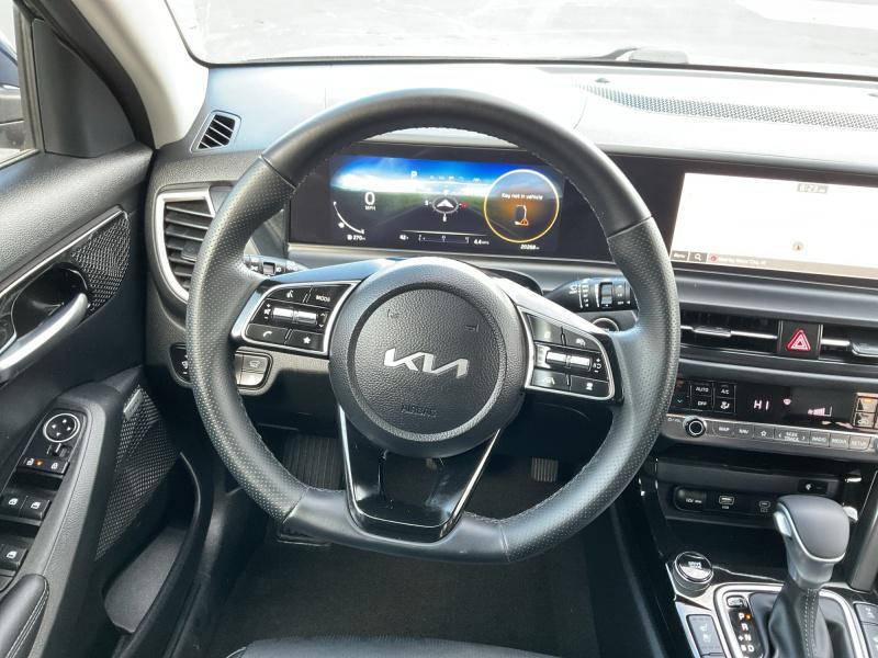 used 2024 Kia Seltos car, priced at $27,995