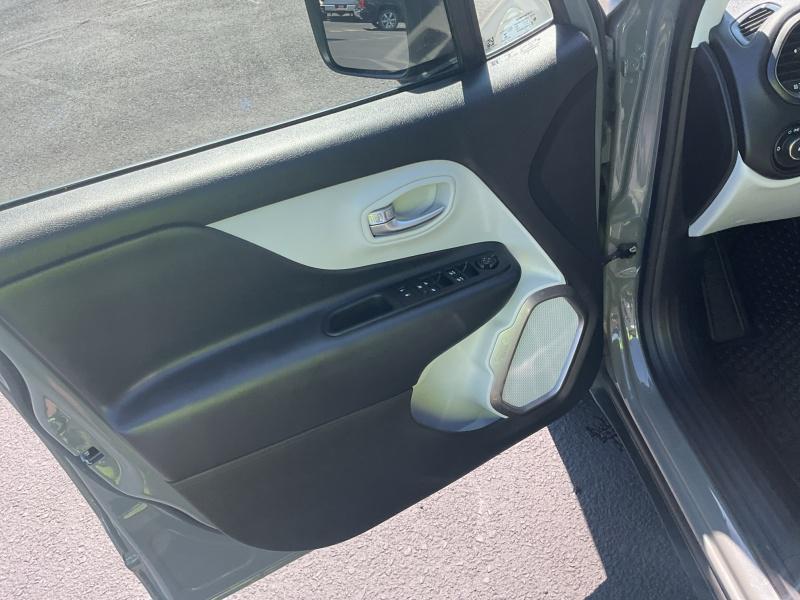 used 2022 Jeep Renegade car, priced at $22,911