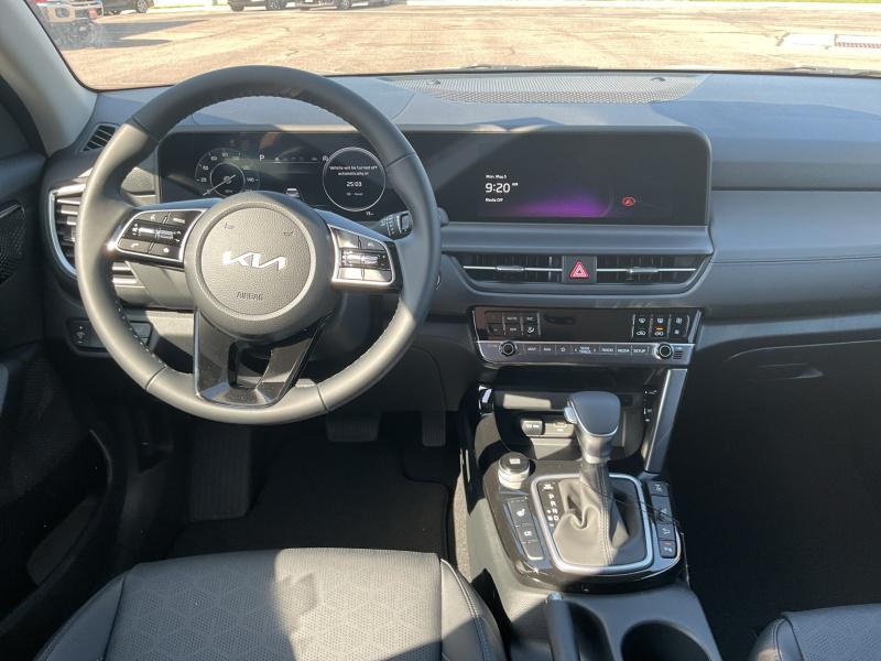 new 2025 Kia Seltos car, priced at $31,939