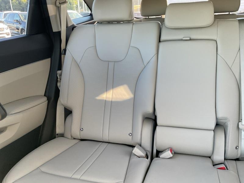 new 2026 Kia Sorento car, priced at $39,999