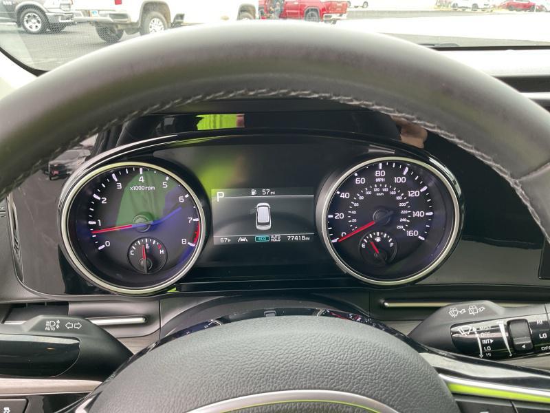 used 2024 Kia Carnival car, priced at $32,995