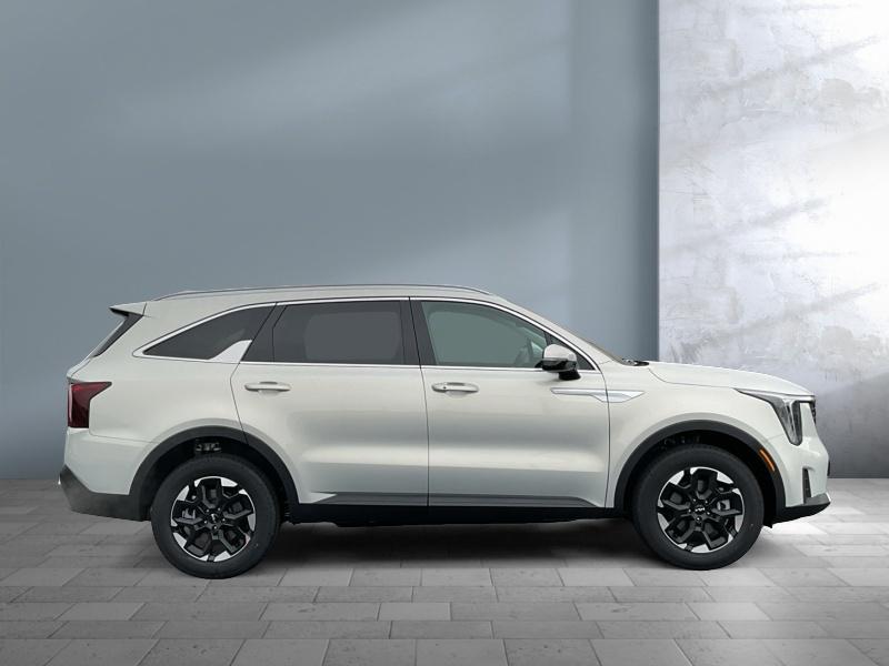 new 2026 Kia Sorento car, priced at $40,874