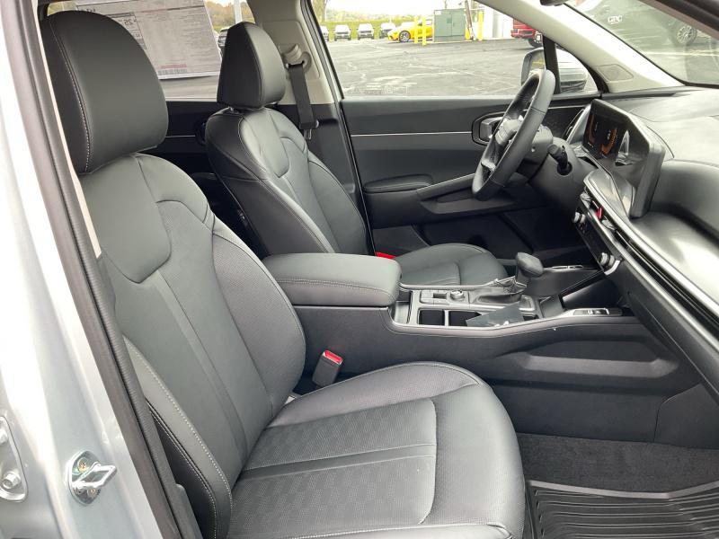 new 2026 Kia Sorento car, priced at $40,874