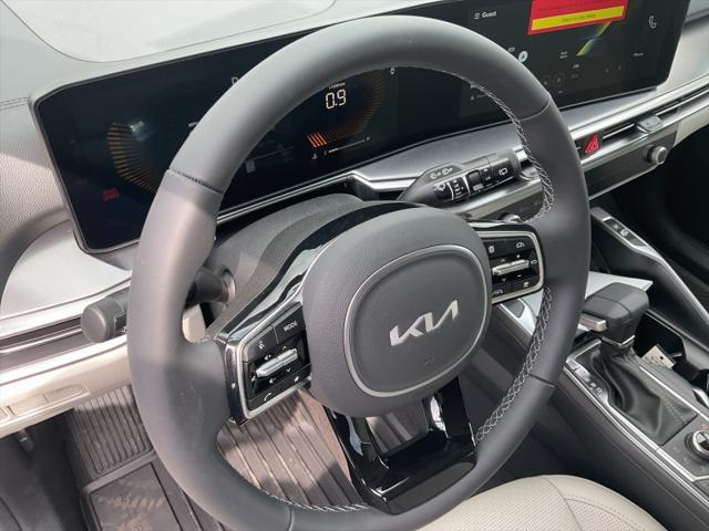 new 2025 Kia Sorento car, priced at $39,804