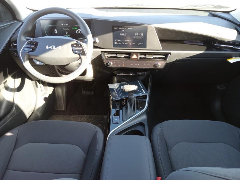 new 2025 Kia Niro car, priced at $28,684