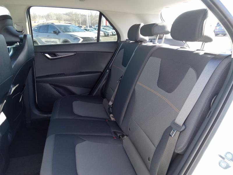 new 2025 Kia Niro car, priced at $28,684