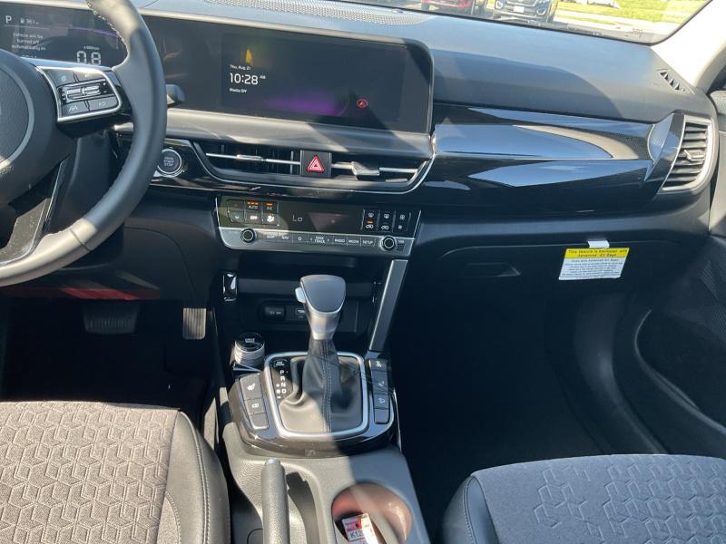 new 2026 Kia Seltos car, priced at $28,874