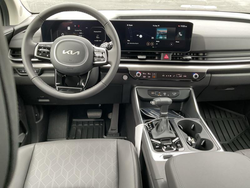 new 2026 Kia Carnival car, priced at $50,089