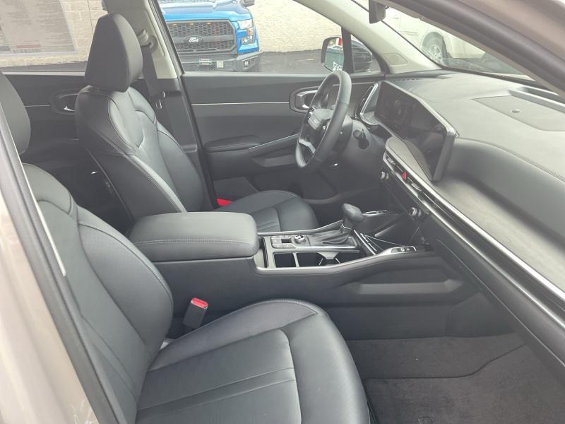 new 2026 Kia Sorento car, priced at $45,669