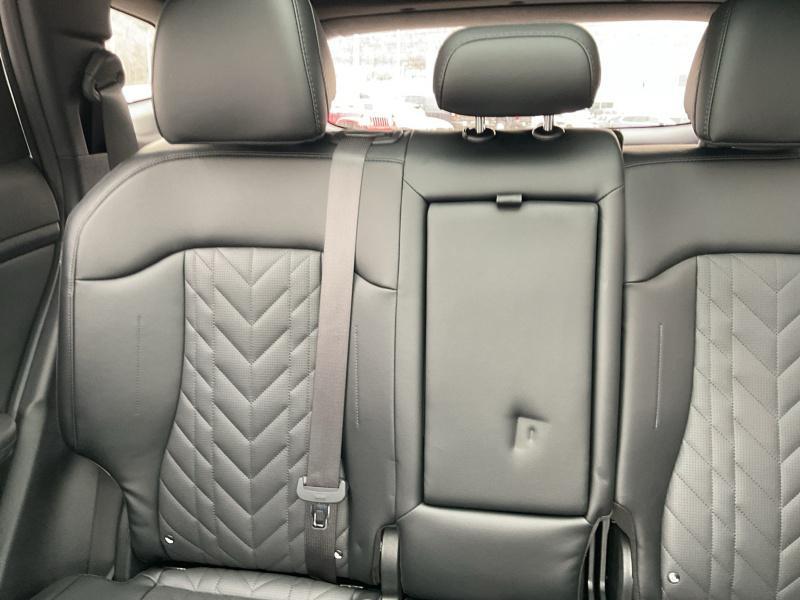 new 2025 Kia Sportage car, priced at $35,438