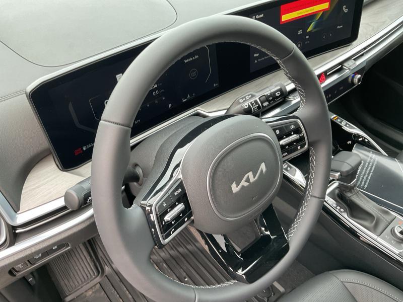 new 2025 Kia Sorento car, priced at $45,784