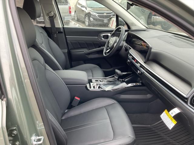 new 2025 Kia Sorento car, priced at $45,784