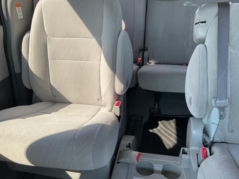 used 2018 Toyota Sienna car, priced at $20,995