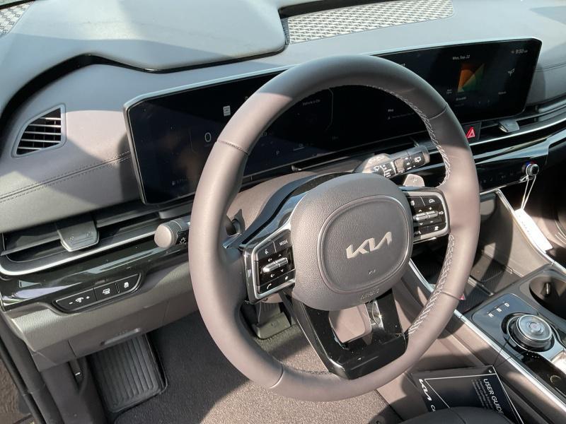 new 2026 Kia Carnival Hybrid car, priced at $57,984