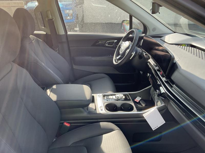 new 2026 Kia Carnival Hybrid car, priced at $57,984