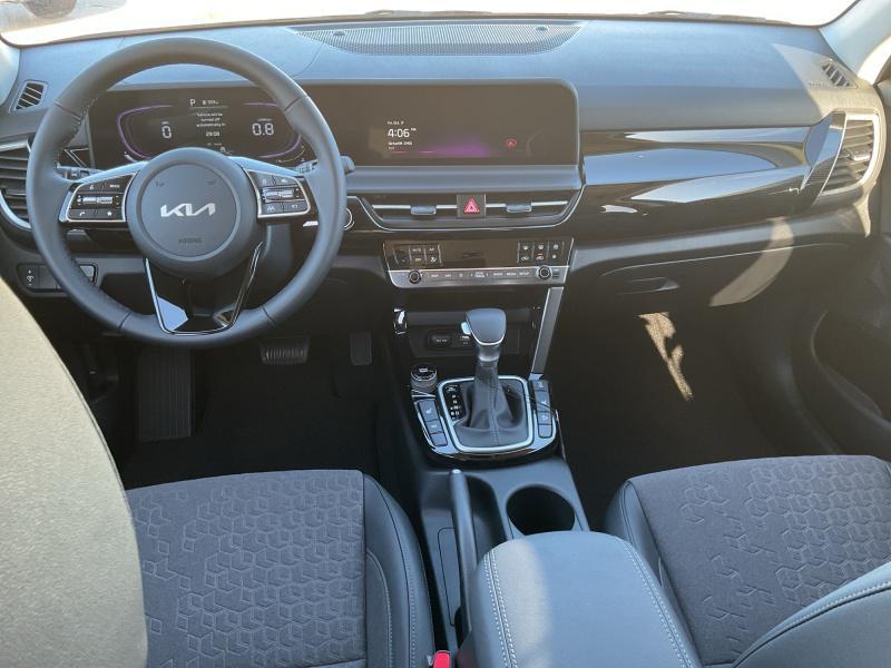 new 2026 Kia Seltos car, priced at $28,934