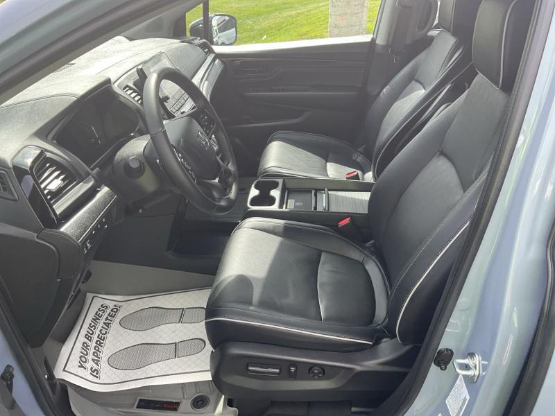 used 2023 Honda Odyssey car, priced at $44,944