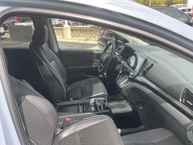 used 2023 Honda Odyssey car, priced at $44,944