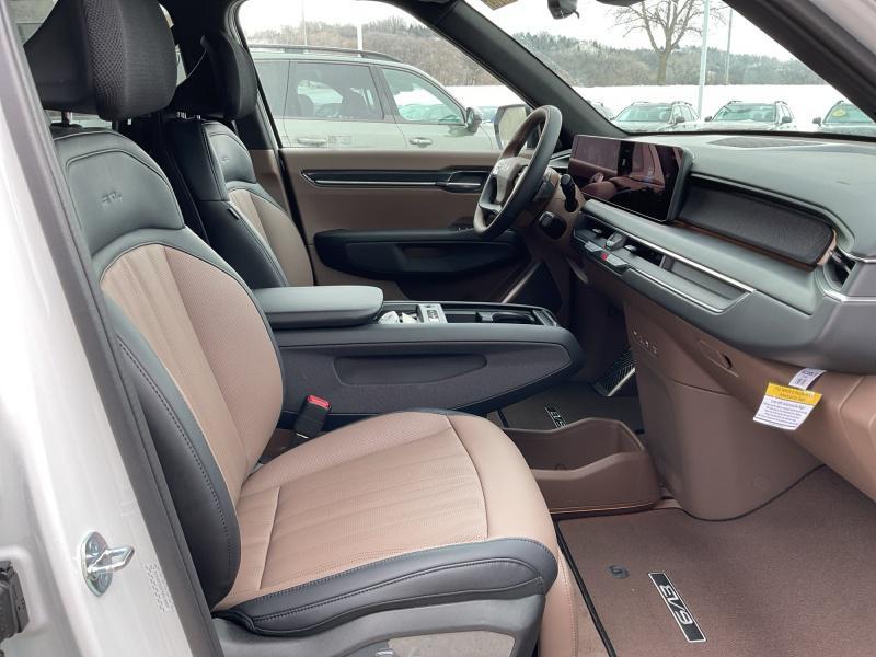 new 2026 Kia EV9 car, priced at $68,869