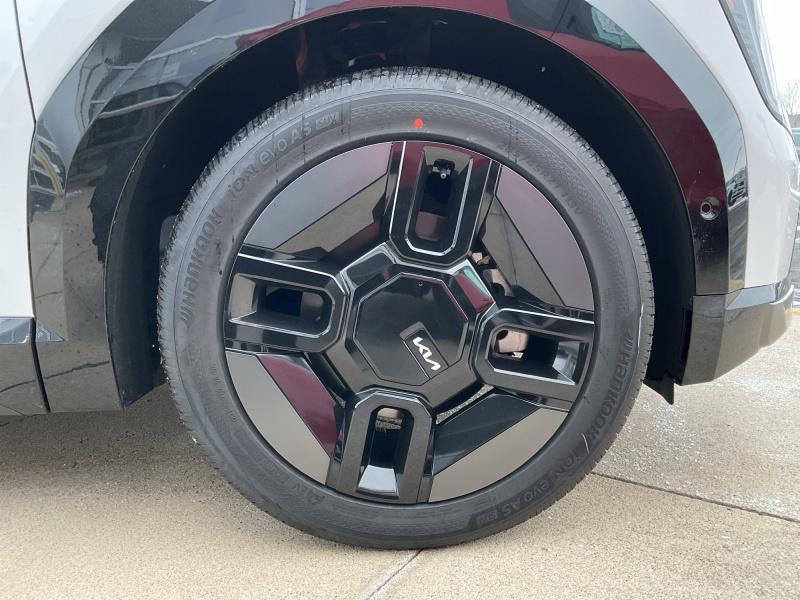 new 2026 Kia EV9 car, priced at $68,869