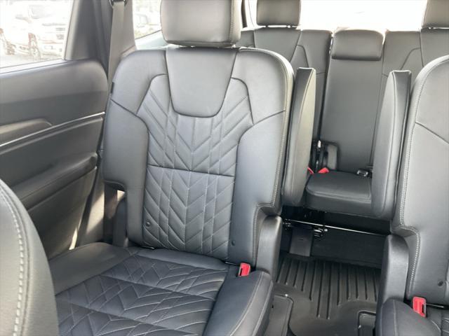 new 2025 Kia Telluride car, priced at $49,624