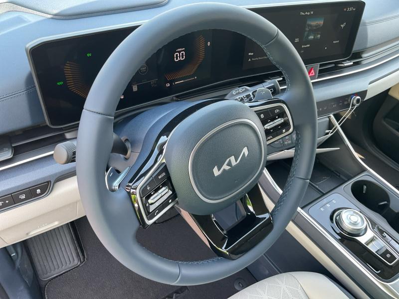 new 2026 Kia Carnival Hybrid car, priced at $45,849