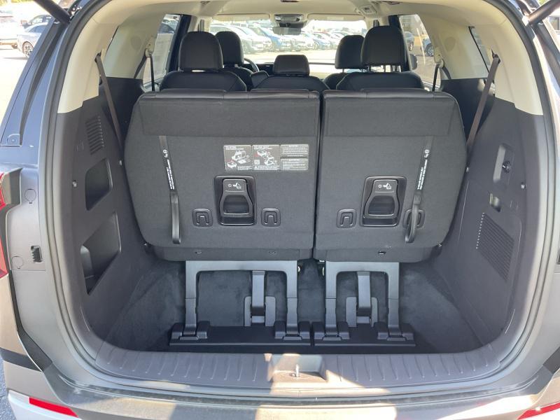 new 2026 Kia Carnival Hybrid car, priced at $45,519