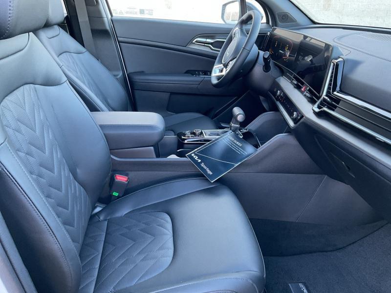 new 2025 Kia Sportage car, priced at $33,866