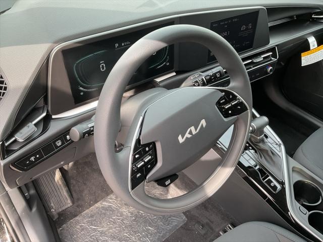 new 2025 Kia Niro car, priced at $28,759