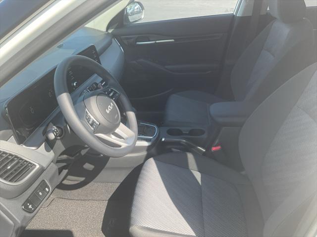 new 2025 Kia Seltos car, priced at $27,444